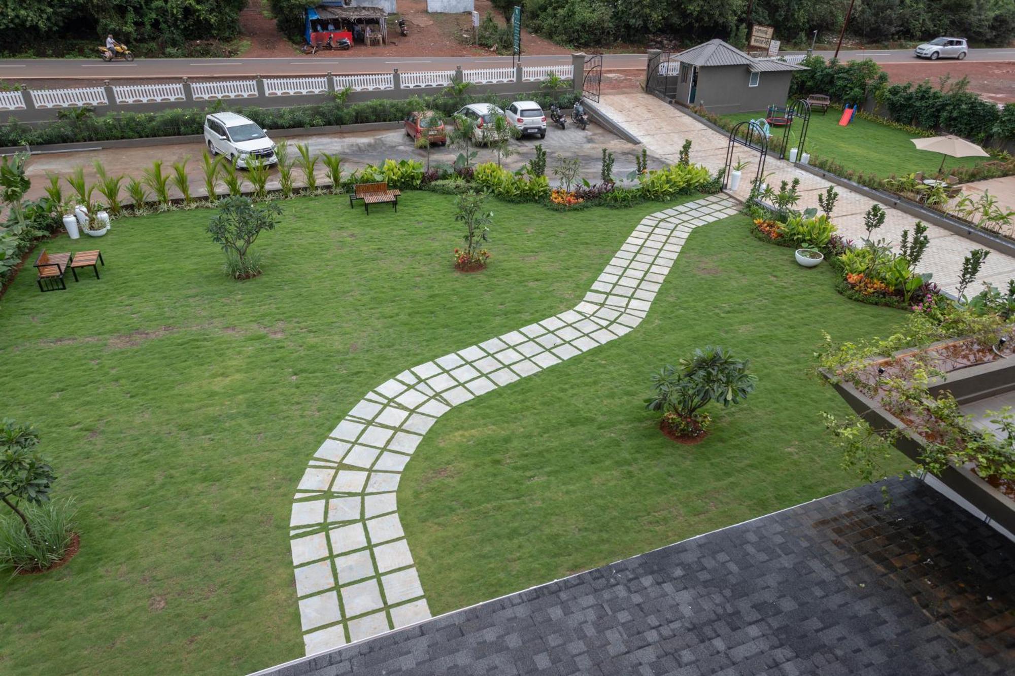 Stone Wood Hotel Amboli מראה חיצוני תמונה